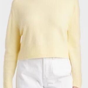 Universal Thread Cream Crew Neck Sweater